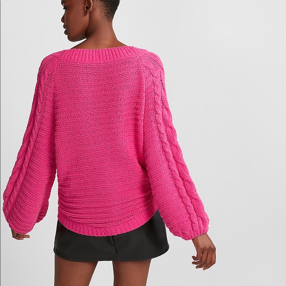 Express Sweater 💗 - Picture 3 of 5